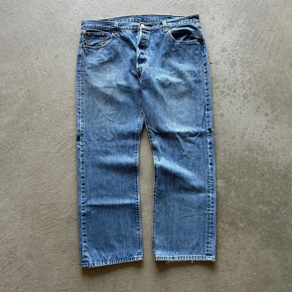 Vintage Levis 501 XX Jeans Size 40x30 Medium Wash Denim Straight Leg Button Fly